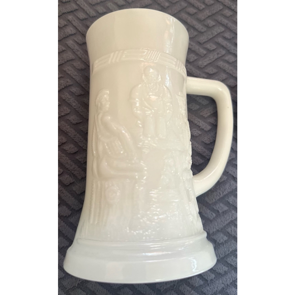 1950's Vintage Collector's Milk Glass Beer/Hot Mugs - Set of 2 - Picture 3 of 4